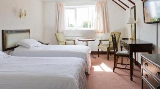 The New Inn Heckfield ภายนอก รูปภาพ